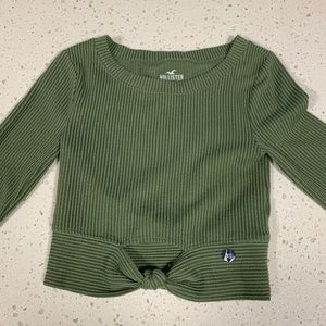 Olive green tight fitted Hollister sweater.
